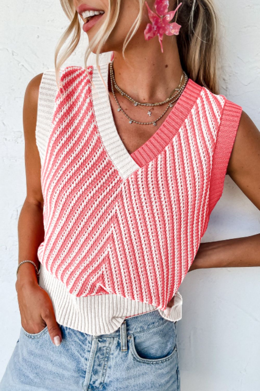 Sweater-Striped Contrast V-Neck Vest